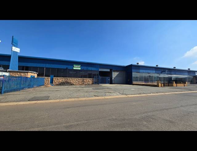 1,458M² WAREHOUSE TO LET IN ISANDO